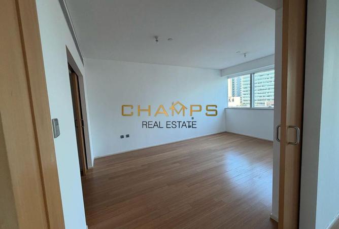 Spacious 1BHK | 2-Bath | Private Beach Access