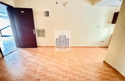Apartment - Studio - 1 Bathroom for rent in Muwaileh - Sharjah Apartment - Studio - 1 Bathroom for rent in Muwaileh - Sharjah