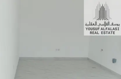 Shop - Studio - 1 Bathroom for rent in Al Jurf 2 - Al Jurf - Ajman Downtown - Ajman