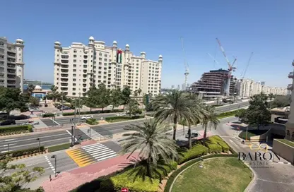 Apartment - 3 Bedrooms - 4 Bathrooms for rent in Al Sarrood - Shoreline Apartments - Palm Jumeirah - Dubai