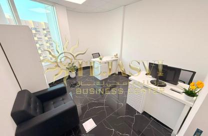 Office Space - Studio - 1 Bathroom for rent in Fatima Mohammad Ahmad Bin Suleiman Building - Al Raffa - Bur Dubai - Dubai