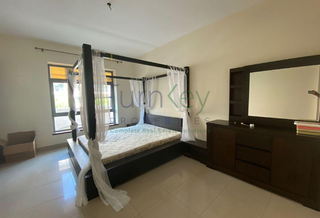 Spacious | No Balcony | Kitchen Appliances photo 4