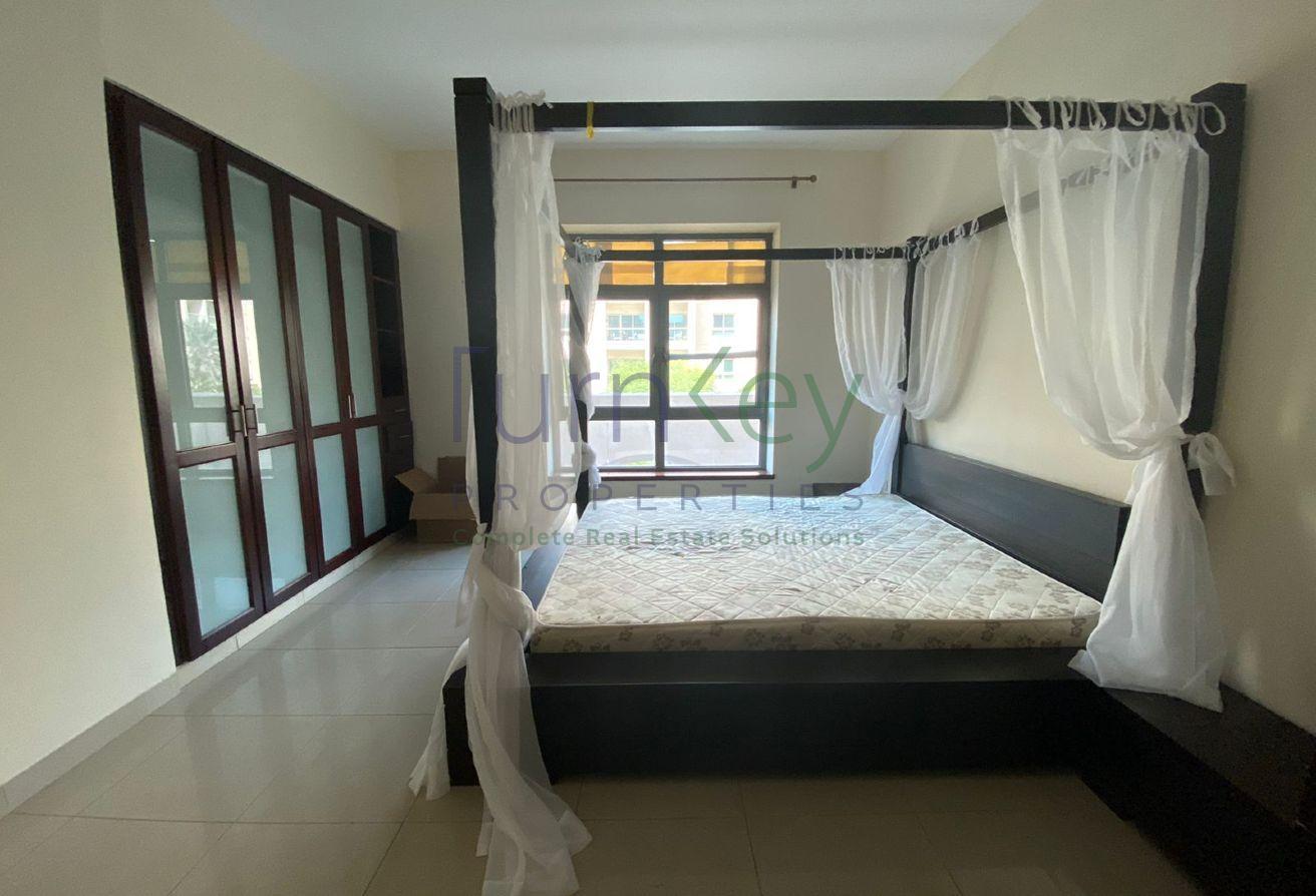 Spacious | No Balcony | Kitchen Appliances photo 5