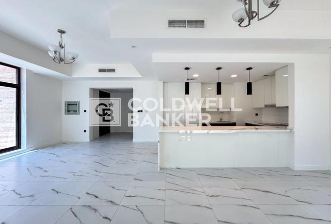 101995482 - Property Image 3