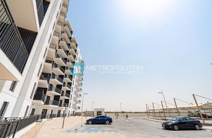Apartment - Studio - 1 for sale in Waters Edge - Yas Island - Abu Dhabi