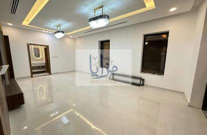Villa - 5 - 7 for sale in Al Zaheya Gardens - Al Zahya - Ajman