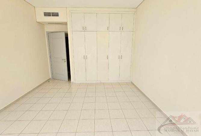 63654768 - Property Image 3