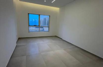 Apartment - 2 Bedrooms - 3 Bathrooms for sale in Al Khan Lagoon - Al Khan - Sharjah