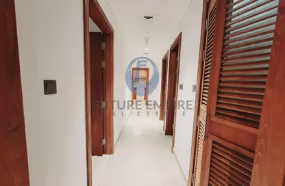 Apartment - 2 Bedrooms - 4 Bathrooms for rent in Airport Road Area - Al Garhoud - Dubai