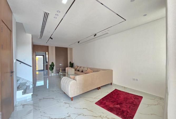 56128187 - صورة العقار 3