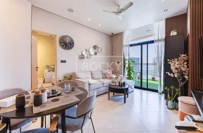 Apartment - 2 Bedrooms - 2 Bathrooms for sale in Binghatti Avenue - Al Jaddaf - Dubai