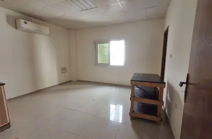 Apartment - Studio - 1 Bathroom for rent in Al Butina 9 Building - Al Butina - Sharjah