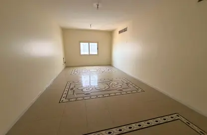Apartment - 2 Bedrooms - 3 Bathrooms for rent in Al Fardan Centre - Al Majaz 3 - Al Majaz - Sharjah