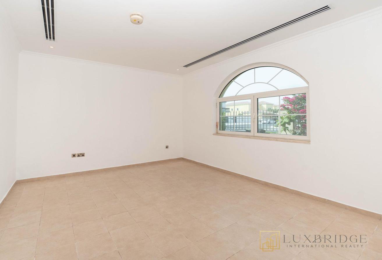 Landmark View | Spacious | Negotiable Price photo 18