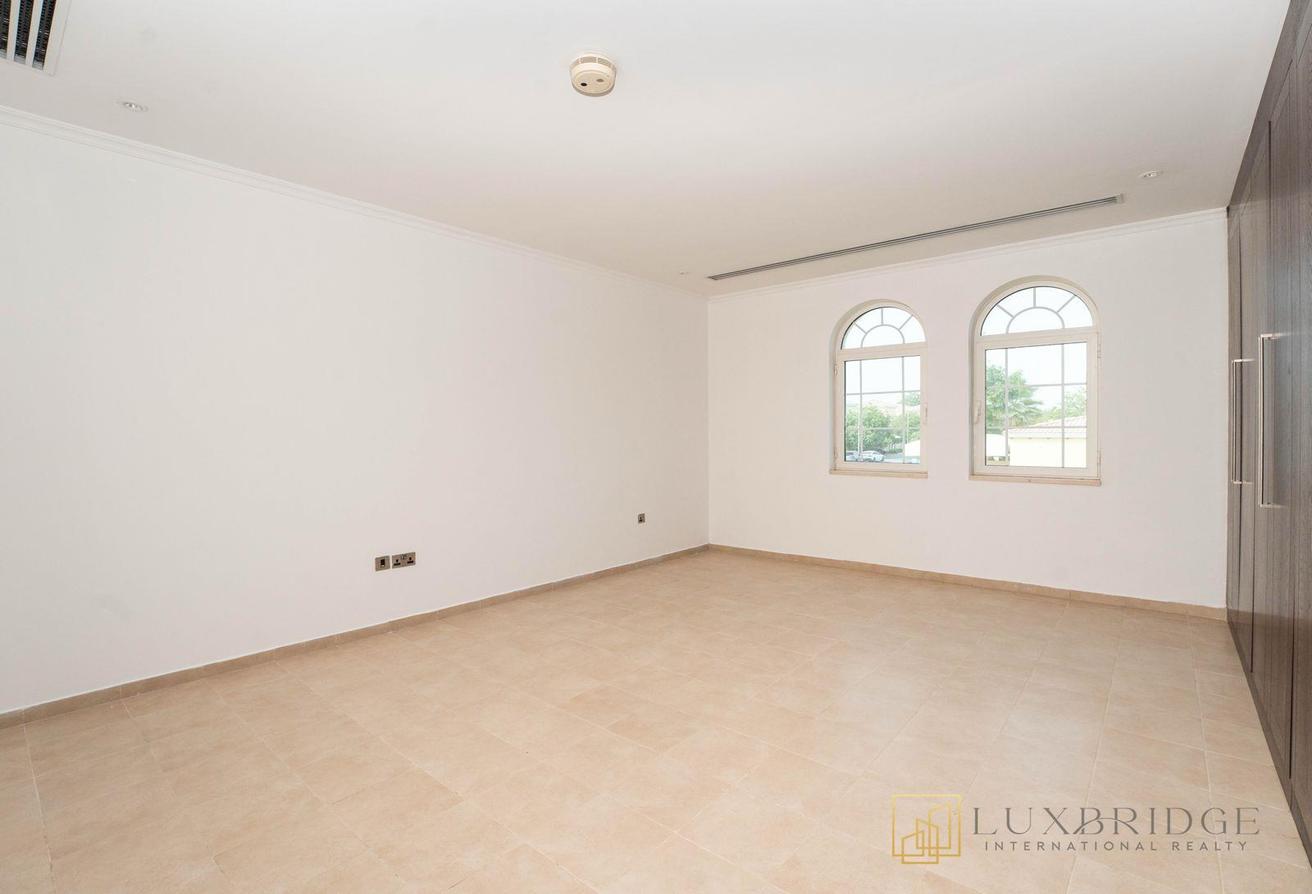 Landmark View | Spacious | Negotiable Price photo 19