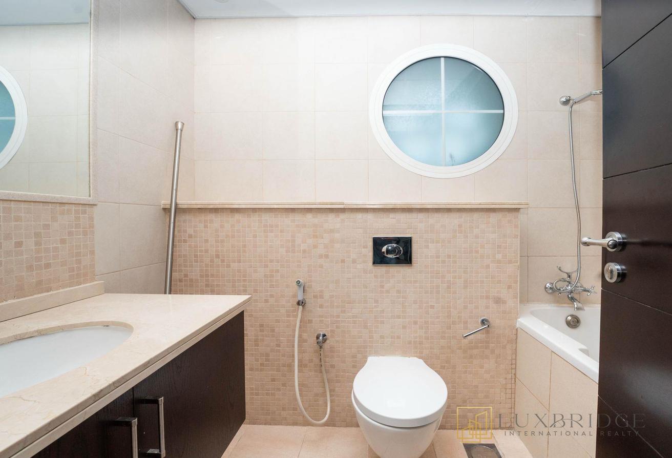 Landmark View | Spacious | Negotiable Price photo 12