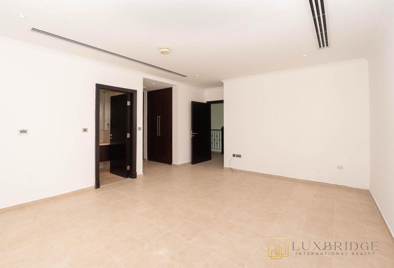 Landmark View | Spacious | Negotiable Price photo 17