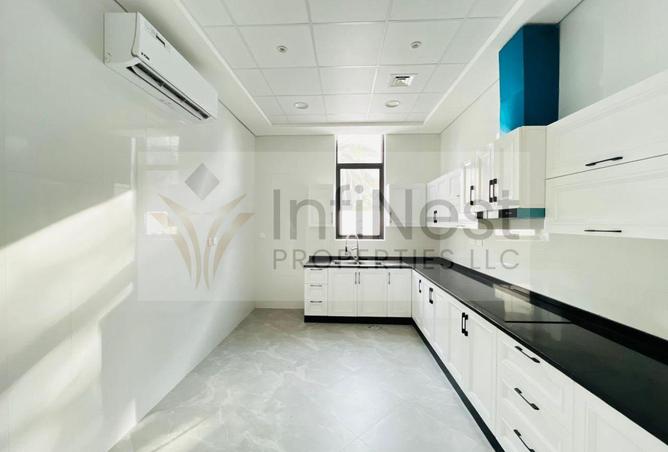 62061221 - Property Image 3