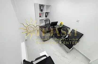 Office Space - Studio - 1 Bathroom for rent in Reem Residency - Al Karama - Dubai