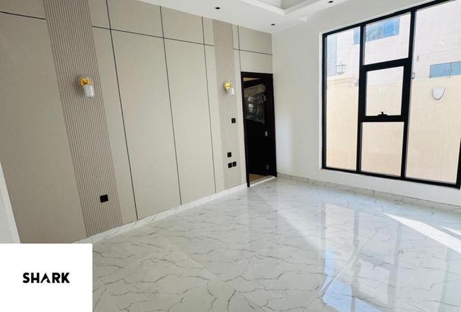 65573360 - Property Image 3