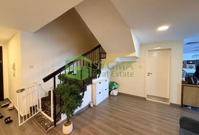 151910008 - Property Image 3