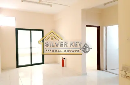 شقة - غرفة نوم - 1 حمام للايجار في بناية البطينة 9 - البطينة - الشارقة