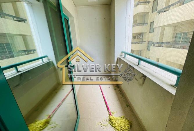 74240357 - Property Image 2