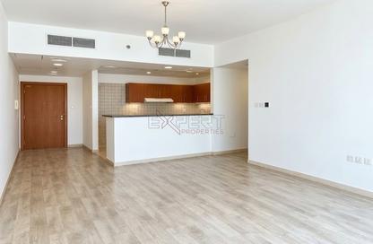شقة - 2 - 2 للإيجار في سكاي كورتس تاور D - أبراج سكاي كورتس - مجمع دبي ريزيدنس - دبي