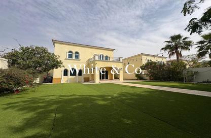 Villa - 3 Bedrooms - 4 Bathrooms for rent in District 6 - Jumeirah Park - Dubai
