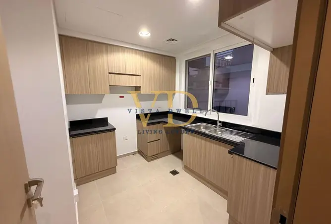145506000 - Property Image 2