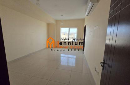 Apartment - 3 - 4 for rent in Al Marwa Tower 3 - Al Marwa Towers - Al Khan - Sharjah Apartment - 3 - 4 for rent in Al Marwa Tower 3 - Al Marwa Towers - Al Khan - Sharjah