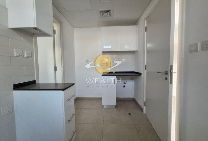 127472117 - Property Image 3