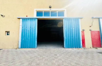 مستودع - استوديو - 1 حمام للايجار في 18 المنطقة الصناعية رقم - المنطقة الصناعية بالشارقة - الشارقة