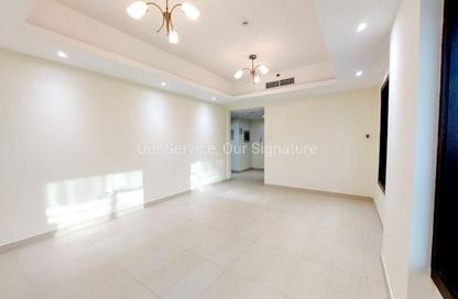 Apartment - 1 Bedroom - 2 Bathrooms for rent in Al Mamzar - Al Mamzar - Sharjah - Sharjah