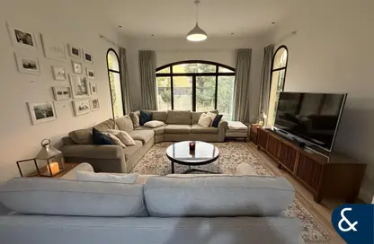 Villa - 4 Bedrooms - 4 Bathrooms for sale in Naseem - Mudon - Dubai