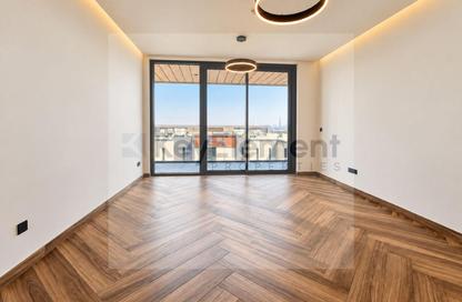 شقة - 1 - 2 للايجار في 399 هيلز بارك ب - 399 Hills Park - دبي هيلز استيت - دبي