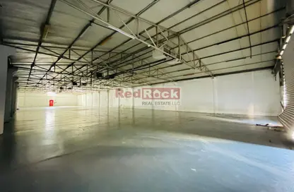 Warehouse - Studio - 1 Bathroom for rent in Umm Ramool - Dubai Warehouse - Studio - 1 Bathroom for rent in Umm Ramool - Dubai