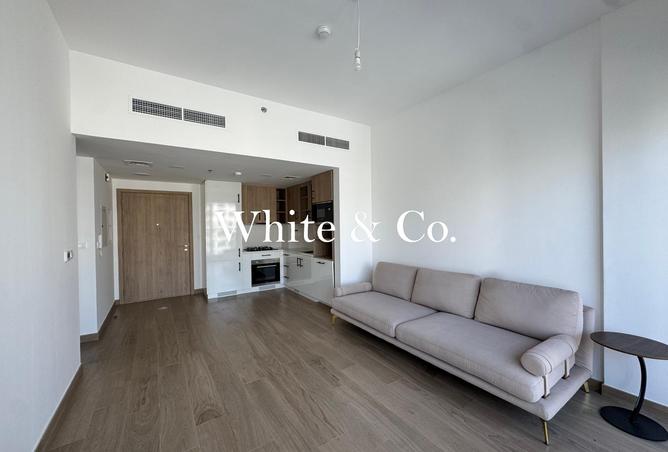 102822427 - Property Image 2