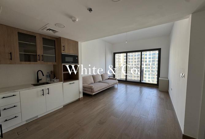 102822427 - Property Image 3