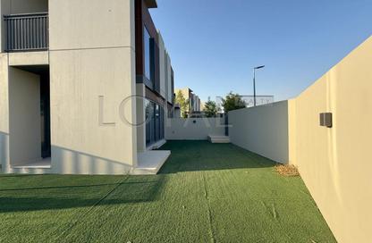 Townhouse - 4 - 5 for rent in Cherrywoods - Dubai