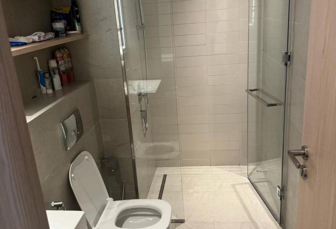1 Bedroom + Study | 2 Bathrooms | Spacious Balcony photo 5
