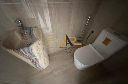 Apartment - 2 Bedrooms - 3 Bathrooms for rent in Nasma Residence - Al Tai - Sharjah