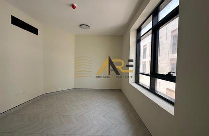 Apartment - 2 Bedrooms - 3 Bathrooms for rent in Nasma Residence - Al Tai - Sharjah