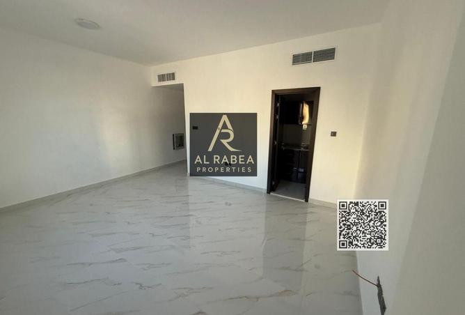 2OiofwtcOMC - Property Image 2