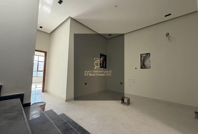 73844019 - صورة العقار 3