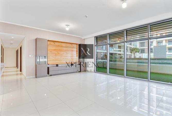 74232494 - Property Main Image