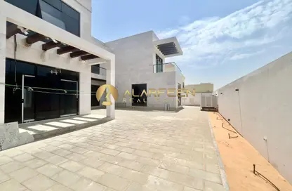 Villa - 5 Bedrooms - 7 Bathrooms for rent in Al Barsha South 2 - Al Barsha South - Al Barsha - Dubai