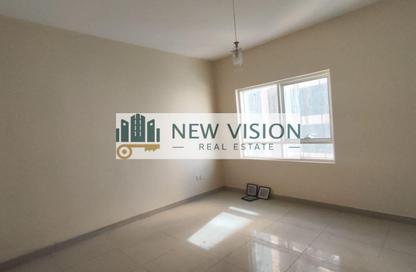 Apartment - 3 Bedrooms - 2 Bathrooms for rent in Sharjah 555 Tower - Al Khan Corniche - Al Khan - Sharjah