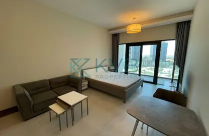 Apartment - Studio - 1 Bathroom for rent in SOL Bay - Business Bay - Dubai