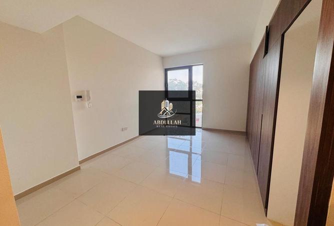 76197158 - Property Image 2